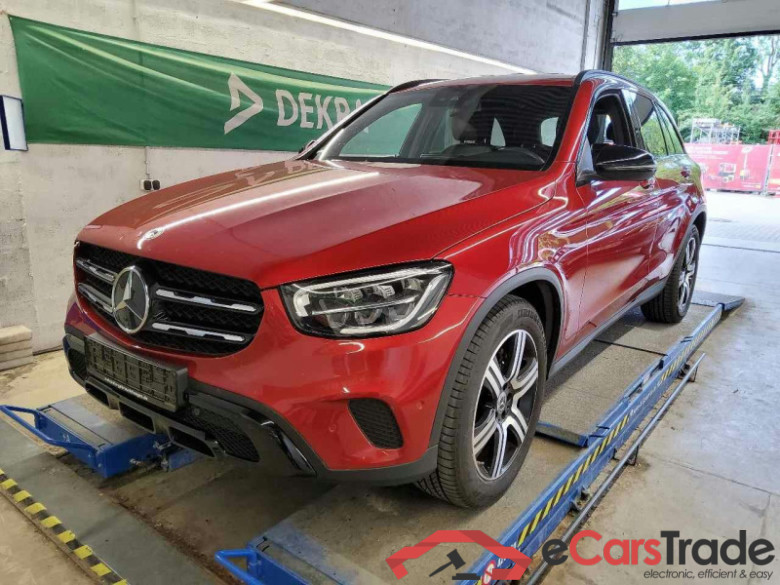 Mercedes-Benz GLC (BM 253)(06.2015->) DE - SUV5 GLC 200 EU6d, 4Matic, (Facelift) 2020 - 2022