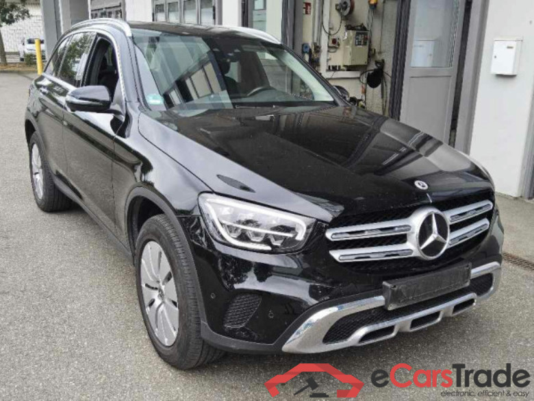 Mercedes-Benz GLC (BM 253)(06.2015->) DE - SUV5 GLC 300 de EU6d, 4Matic, (Facelift) 2020 - 2022 #2