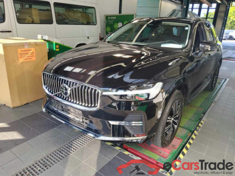 Volvo XC60 (03.2017->) DE - SUV5 B5 (Benzin) 2WD EU6d, Inscription Mild-Hybrid, (Facelift) 2021 - 2022