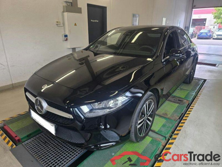 Mercedes-Benz A Limousine (BM 177)(08.2018->) DE - Lim4 A 250 e EU6d, Style, 2019 - 2022 #1