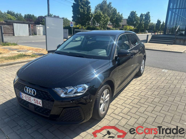 AUDI A1 Sportback Sportback 25 TFSI Business Ed Attraction S tronic (EU6AP) Business Edition Attraction