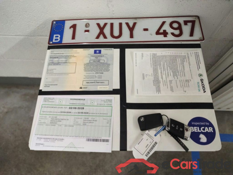 Skoda Superb Combi 2.0 CRTDI 110kW DSG7 Style 5d #4