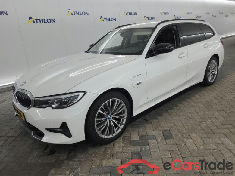 BMW 3-serie Touring 320e Business Edition Plus 5D 150kW #1