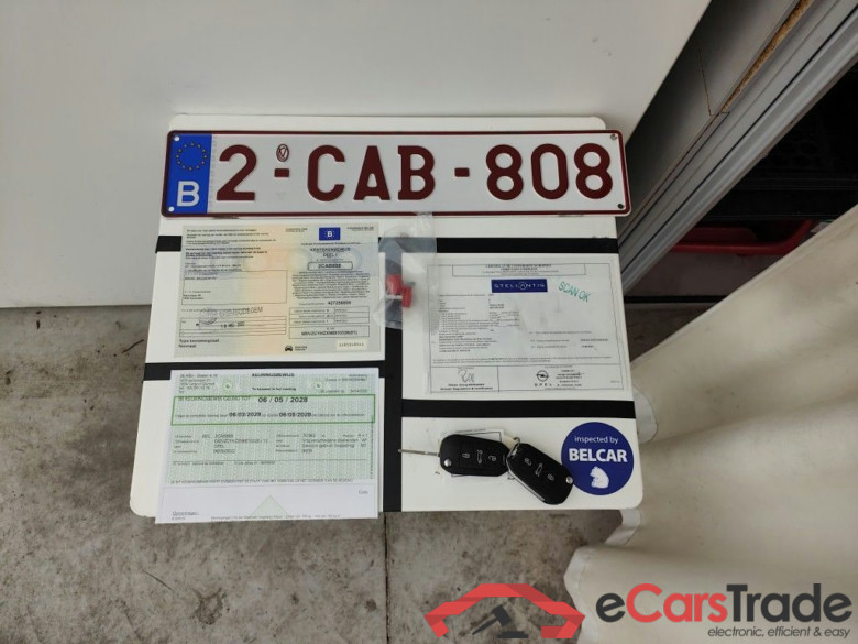 Opel Grandland 1.5 Turbo D S/S AT8 Business Edition 5d #4