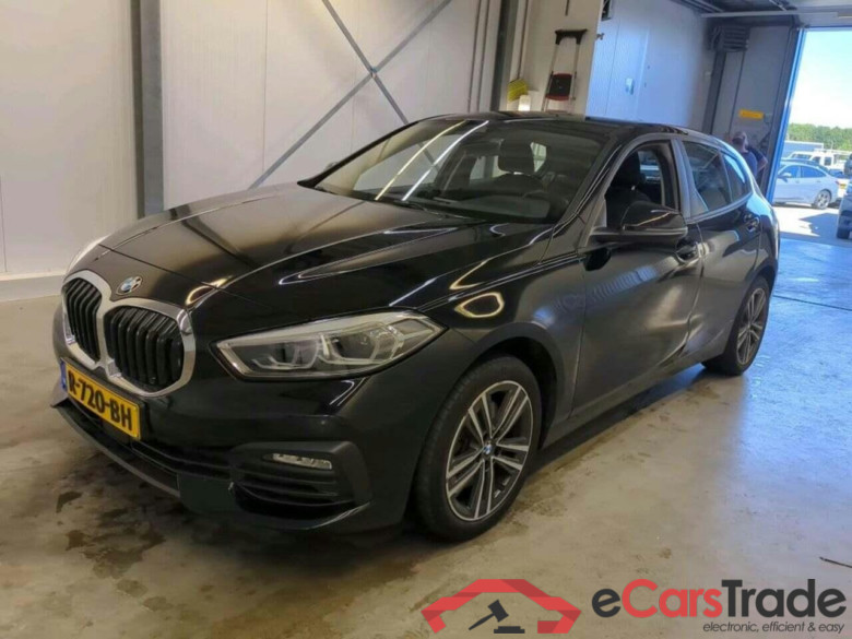 BMW 1-serie 118i Bns Edition #1