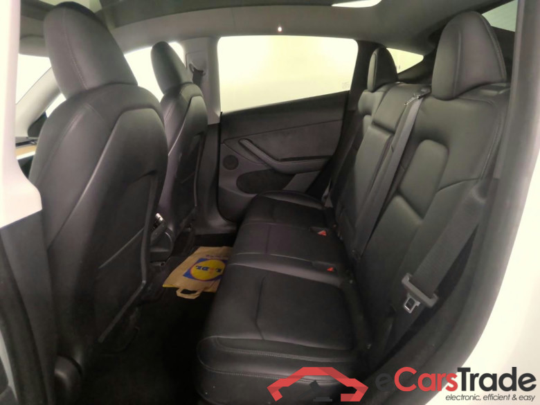 Tesla MODEL Y Long Range AWD 5d #6