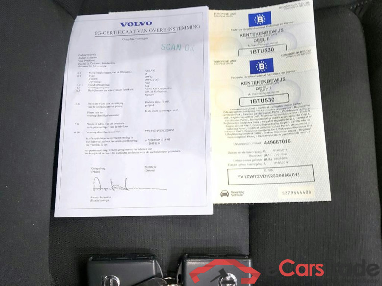 VOLVO - VOL V60 D3 150PK Geartronic Momentum With Climatic & Navigation & Heated Seats & Cruise Control & Park Sensors Front & Rear #4