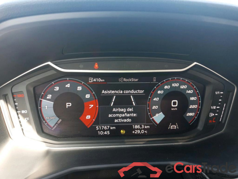 AUDI A1 / 2018 / 5P / berlina con portón Sportback Adrenalin 30 TFSI 81kW S tron(SP) #4