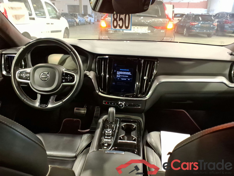 VOLVO V60 - 2018 2.0 T8 AWD PHEV R-Design Geartronic #6