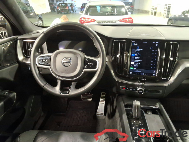 VOLVO XC60 2.0 T6 PHEV R-DESIGN AUTO 4WD #6
