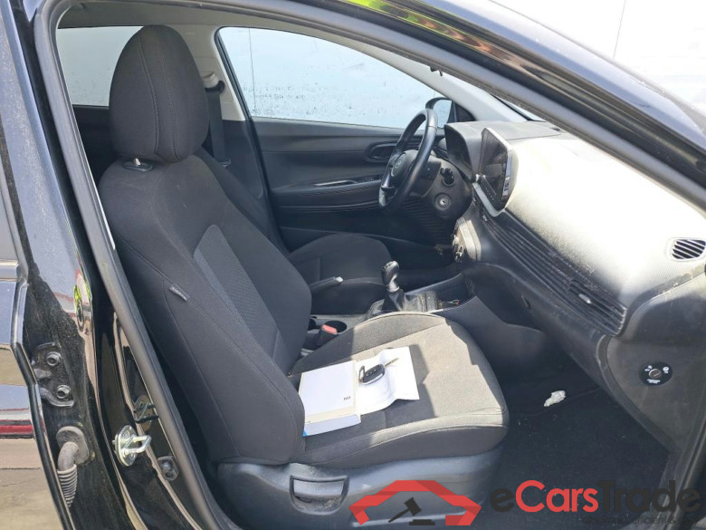 HYUNDAI i20 / 2023 / 5P / berlina con portón 1.0 TGDI Klass #6