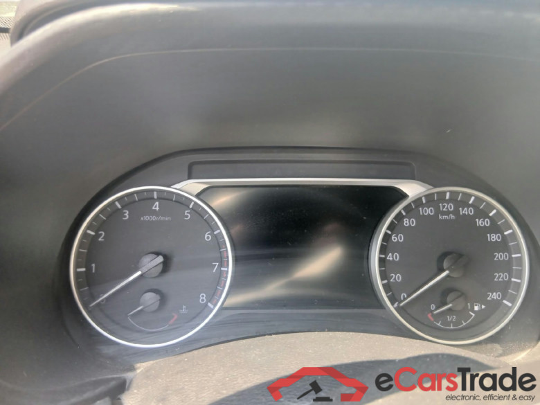 NISSAN JUKE / 2019 / 5P / crossover DIG-T 84 kW (114 CV) DCT 7 Vel. Kiiro(SP) #4