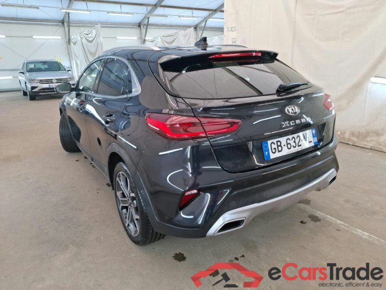 KIA XCeed / 2019 / 5P / Crossover 1.6 GDI ISG ISG PHEV DESIGN DCT6 #2