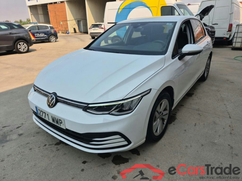 Golf VIII Berlina Life eTSI 1.0 TSI 110CV AT7 E6d #1