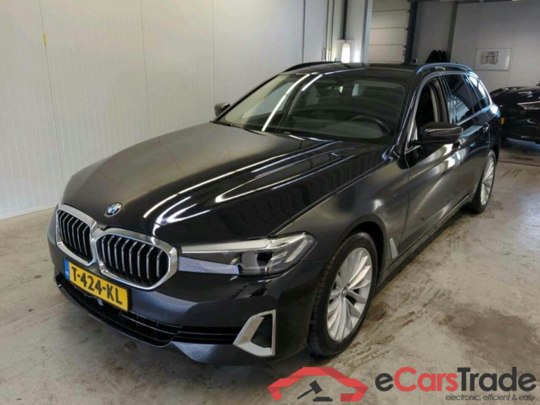 BMW 5-serie Touring 520i Bns Edit.+ #1