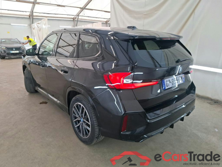 Série iX1 30 xDrive M Sport 64kWh BVA #3