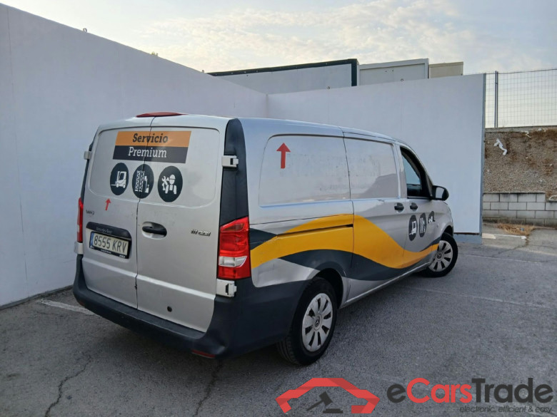 MERCEDES-BENZ Vito / 2014 / 4P / furgón 111 CDI Larga #2