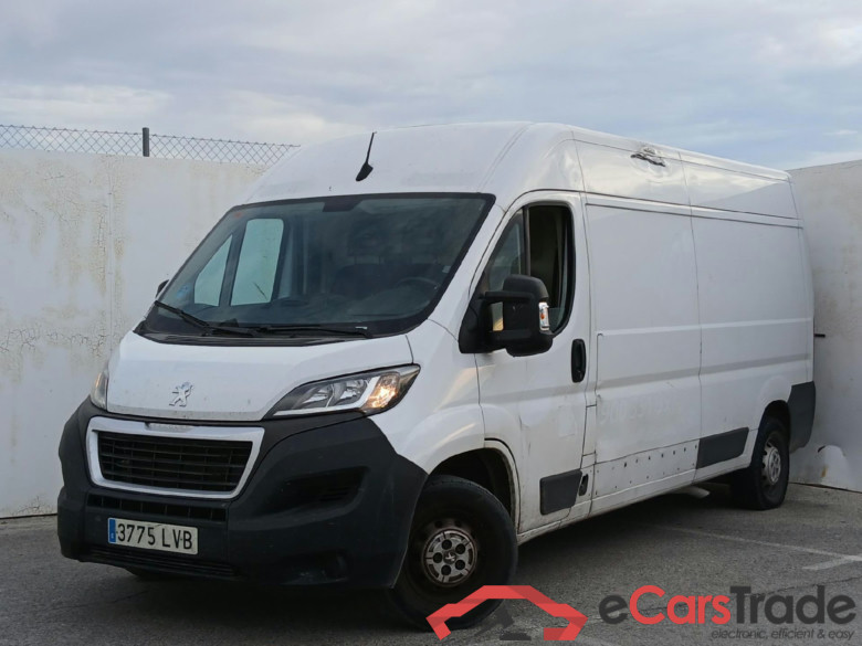 PEUGEOT Boxer / 2014 / 4P / furgón 335 L3 H2 BHDI 103kW (140CV) S&S 6 V. M