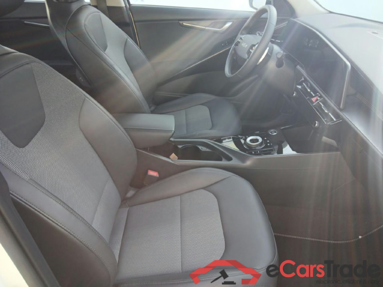 KIA Niro / 2022 / 5P / crossover 1.6 GDi HEV 104kW (141CV) Drive #6