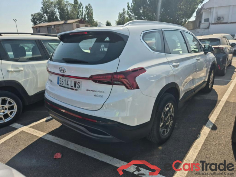 HYUNDAI Santa Fe / 2021 / 5P / todoterreno 1.6 TGDi HEV Klass Auto 4x2 #2