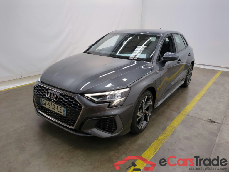 AUDI A3 Sportback / 2020 / 5P / Berline 40 TFSI e 204 S Tronic S Line