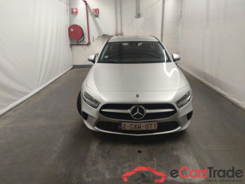 Mercedes-Benz A-Klasse A 180 Business Solution Essential Aut. 5d #5