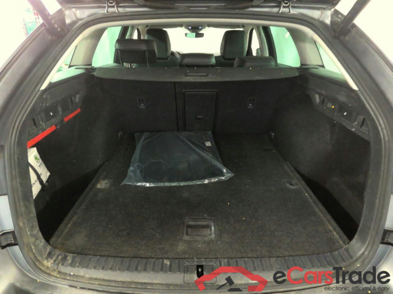Skoda Oct.Com. eTSI 110 Style Aut #6