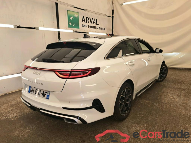 KIA ProCeed / 2021 / 5P / Break 1.5 T-GDI 160 ISG GT LINE PREMIUM #3