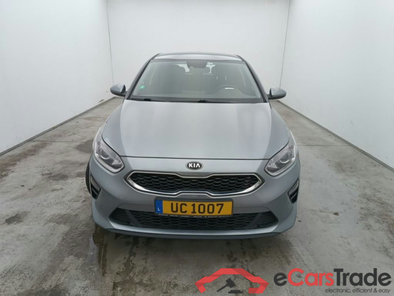 KIA CEED DIESEL - 2018 1.6 CRDi 116 Navi Edition ISG (EU6d-TEMP) 5d