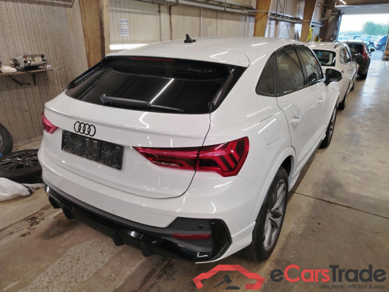 Q3 Sportback 45 TFSI e S line 1.4 TFSI 180KW AT6 E6d #2
