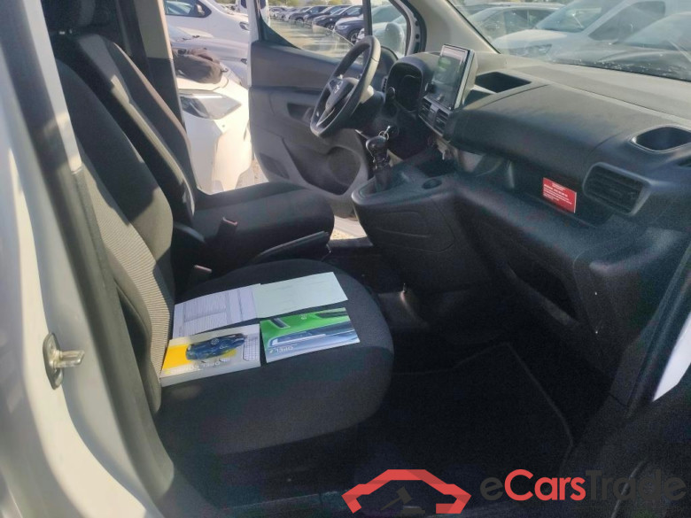 OPEL Combo / 2018 / 3P / furgón derivado de turismo Cargo L 1000kg Diesel 1.5 100HP S&S MT E (AC) #6