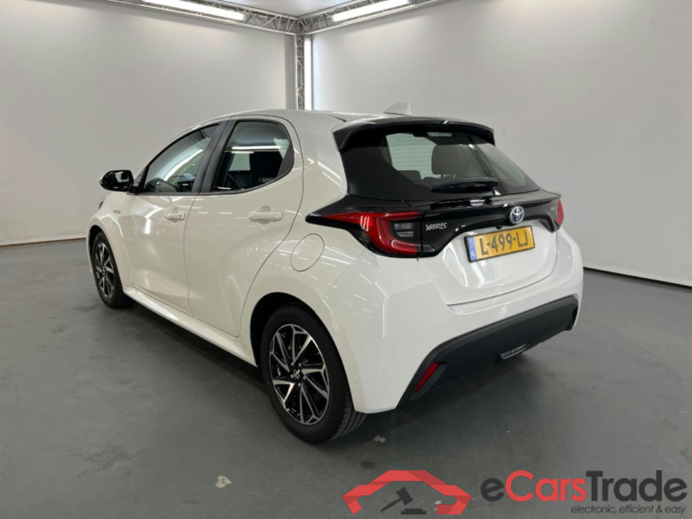TOYOTA Yaris 1.5 Hybrid Dynamic #3