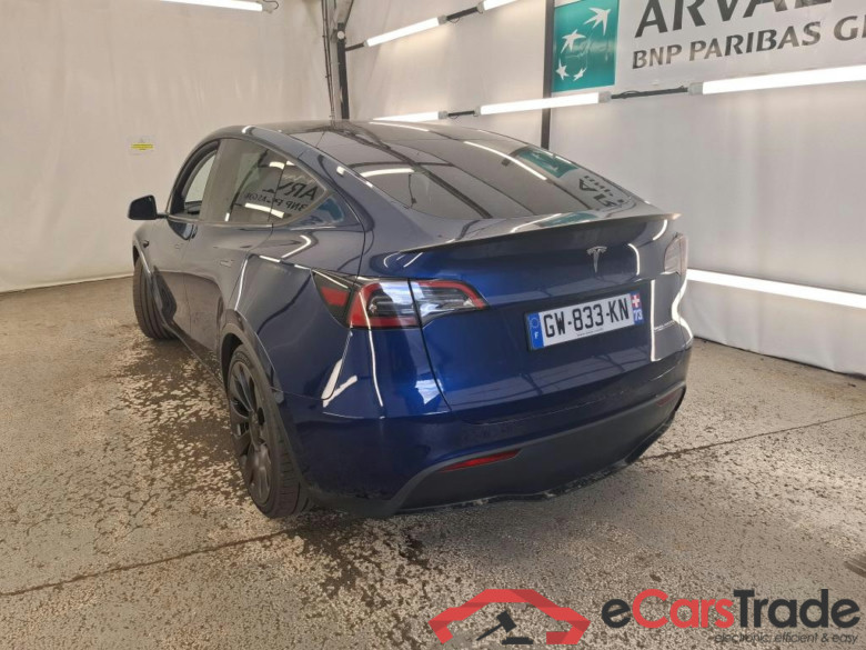 TESLA Model Y / 2020 / 5P / SUV Performance Dual-Motor AWD #3