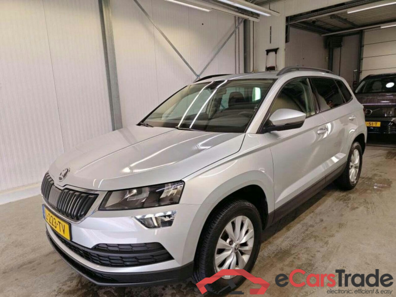 SKODA Karoq 1.0 TSI Bus. Ed.