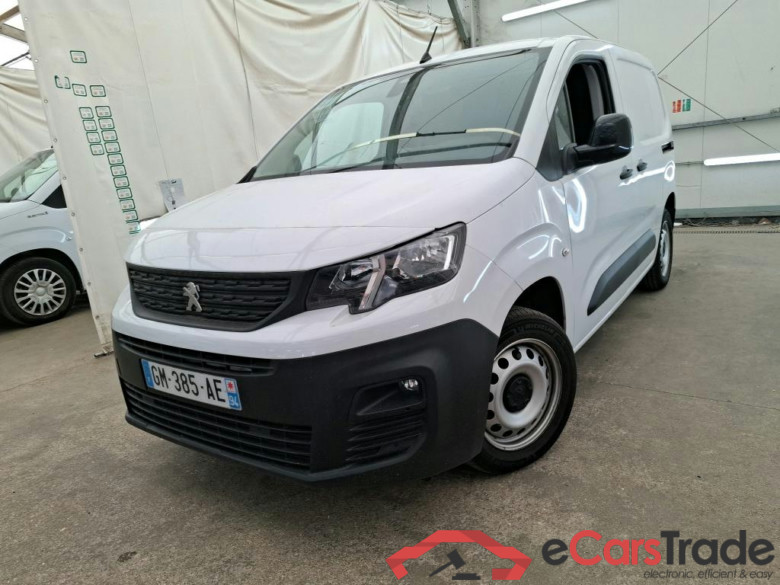 PEUGEOT Partner / 2018 / 4P / Fourgonnette BHDI 130 S&S EAT8 650KG STAND ASPHALT #1