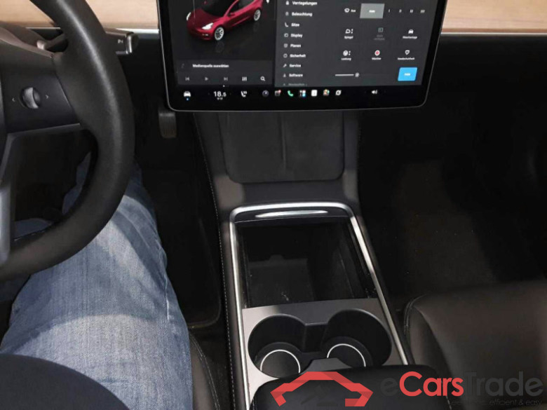 Tesla Model 3 DE - Lim4, RWD 60 kWh, (Facelift) 2023 - 2026 #3