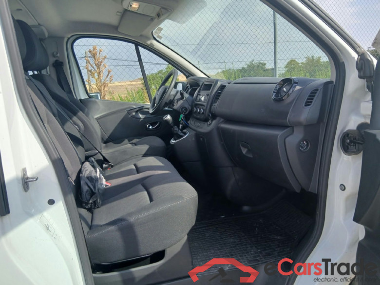 RENAULT Trafic / 2019 / 4P / furgón Doble Cabina 27 L1 Energy BluedCi 88 kW #6