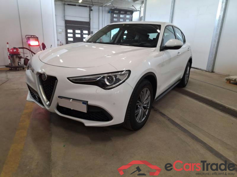 ALFA ROMEO STELVIO / 2017 / 5P / SUV 2.2 TURBO DIESEL 160CV BUSINES AT8 RWD (AUTOCARRO)