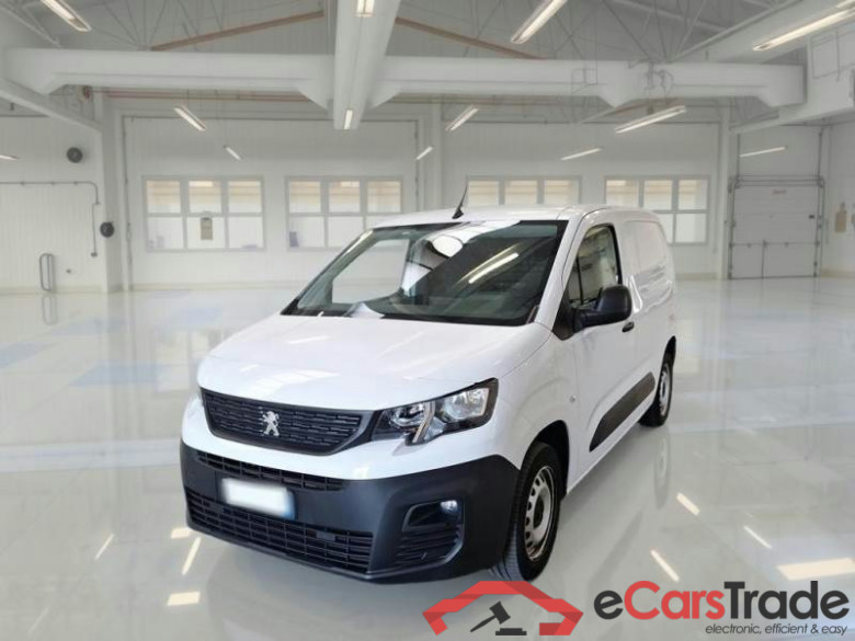 PEUGEOT PARTNER / 2018 / 4P / VETT. FURGONATA L1 BLUEHDI 130CV PREMIUM #1