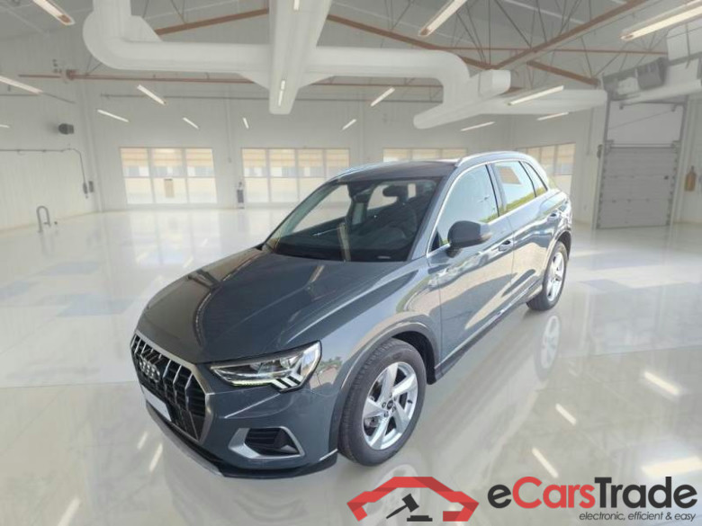 AUDI Q3 / 2018 / 5P / SUV 35 TDI S TRONIC BUSINESS ADVANCED