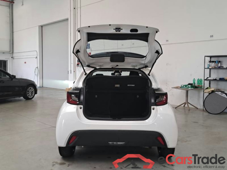 TOYOTA YARIS / 2020 / 5P / BERLINA 1.0 BUSINESS MY22 #5