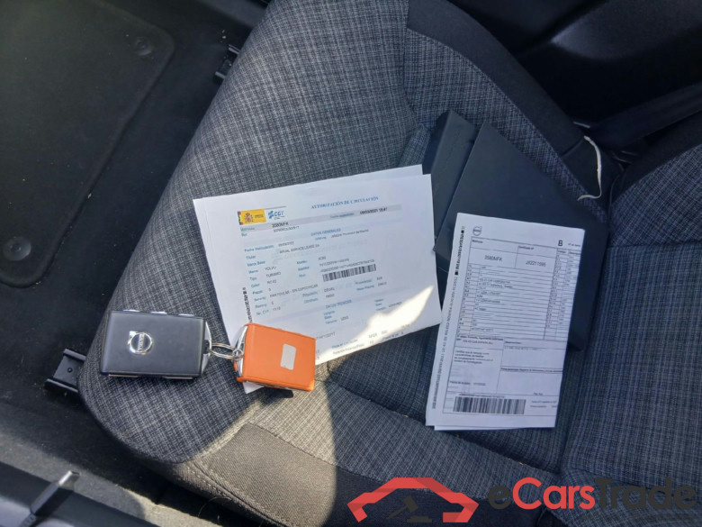 VOLVO XC60 / 2017 / 5P / todoterreno 2.0 B4 D Core Auto #5
