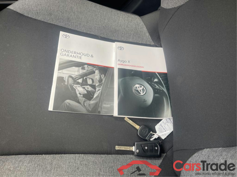 TOYOTA Aygo X 53 kW #6