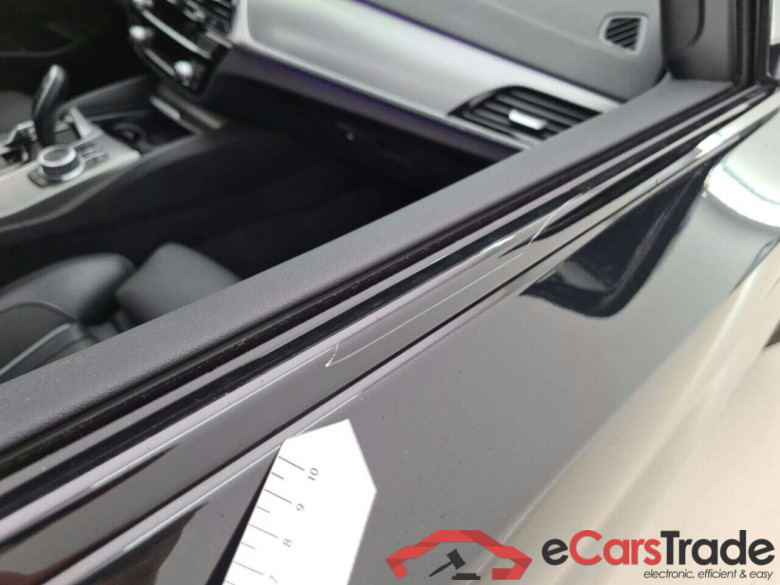 BMW 5-SERIE 530D XDRIVE M-SPORT #4