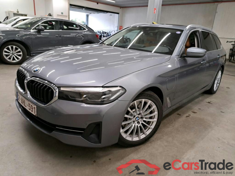 BMW - BMW 5 TOURING 530e 292PK Business Edition With Heated Dakota Seats & Towing Hook & Electric SunRoof * HYBRID * #1