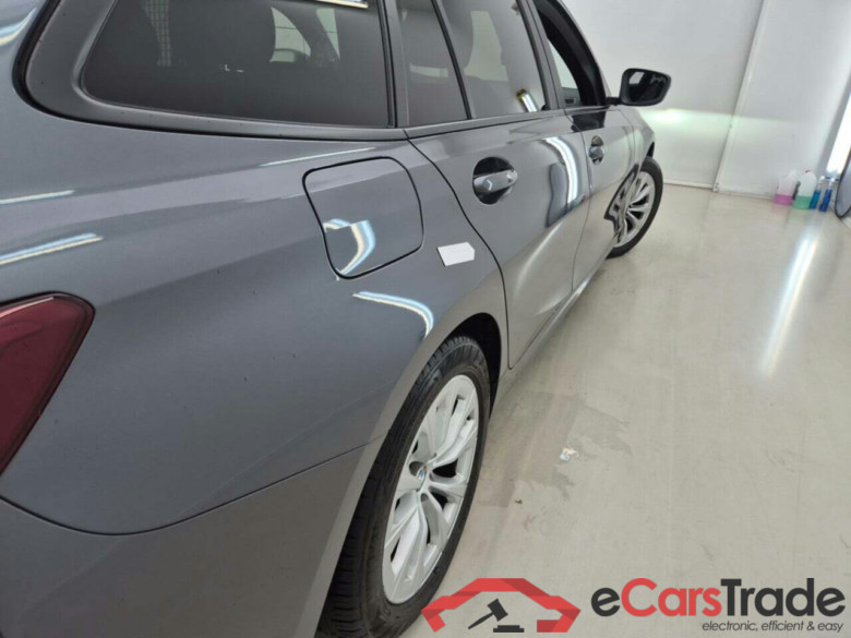 BMW 3-SERIE TOURING 318D #4
