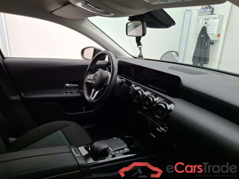 Mercedes A 180 Aut. Navi KeylessGo Camera Klima PDC ... #5