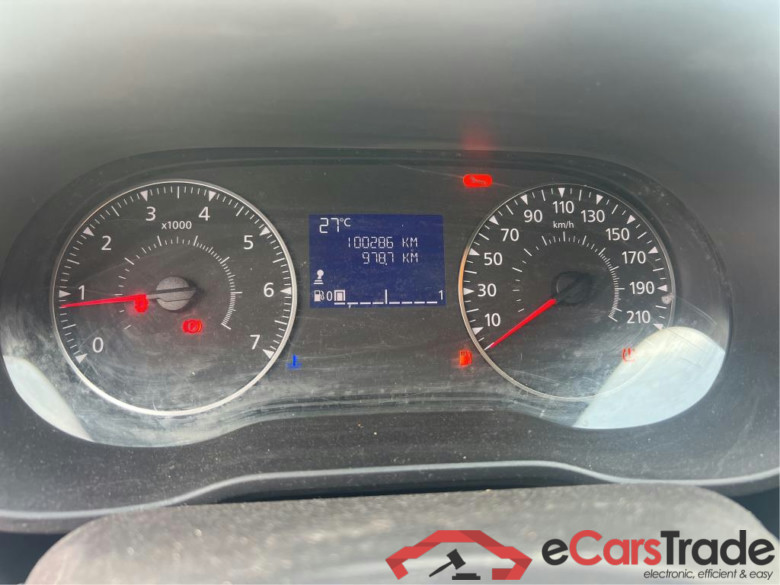 DACIA Duster / 2018 / 5P / todoterreno Essential Blue dCi 85kW (115CV) 4X4 #5
