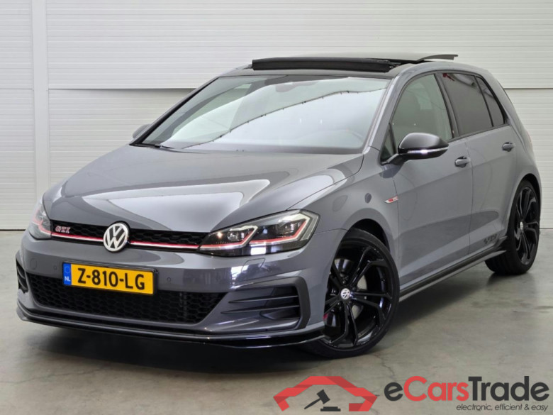 VOLKSWAGEN GOLF 2.0 TSI GTI TCR