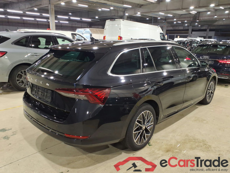 SKODA OCTAVIA COMBI 2.0 CRTDI 85KW DSG7 CLEVER #4